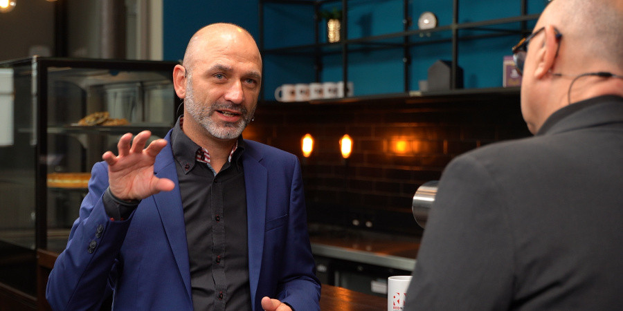 Die Schulgebäude der Zukunft – digital, intelligent und nachhaltig.