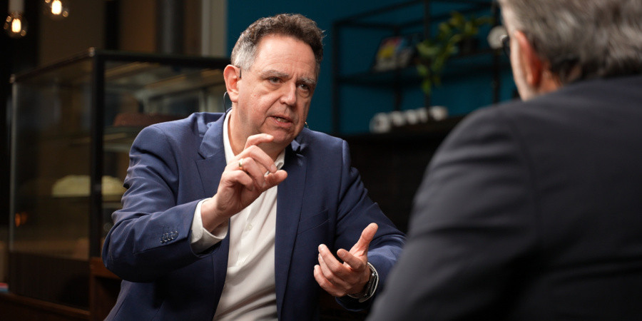 IT Nachhaltigkeit im öffentlichen Bereich. Kosteneffizient und CO₂ sparend.